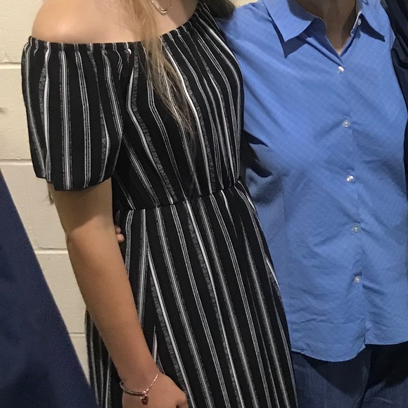 Off-Shoulder Striped Romper Dress - Picture 2 of 4